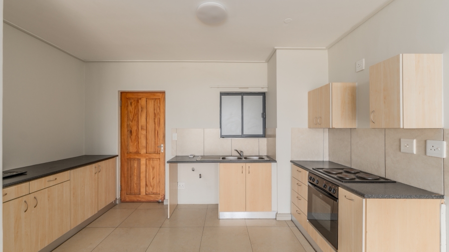 2 Bedroom Property for Sale in Royal Ascot Western Cape